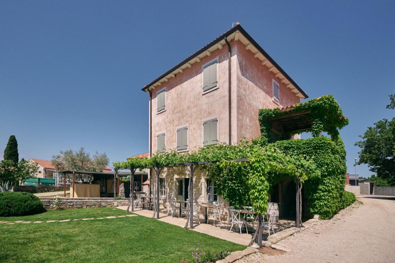 Winery Cuj Bed & Breakfast Vilanija Luaran gambar
